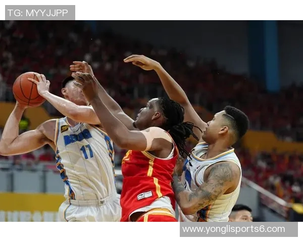 CBA激战浙江方兴渡迎战北京北汽争夺季后赛名额的关键对决